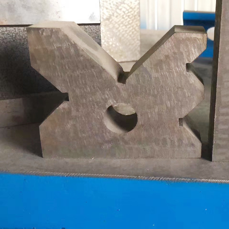 Xlẽ nu geɖe tso Vee Blocks ŋu be nàdzra .
